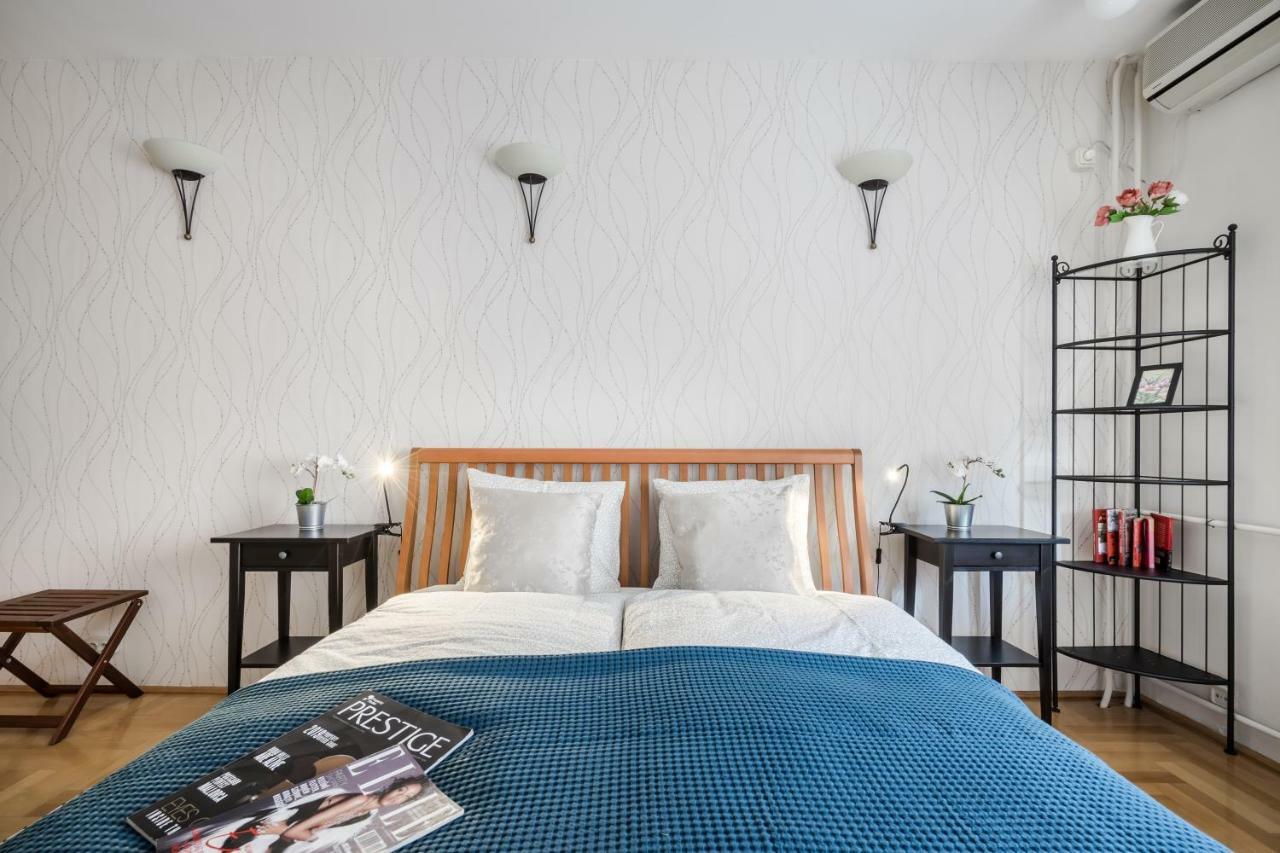 בודפשט Bpr Golden Corner Suite With Balcony & A/C מראה חיצוני תמונה