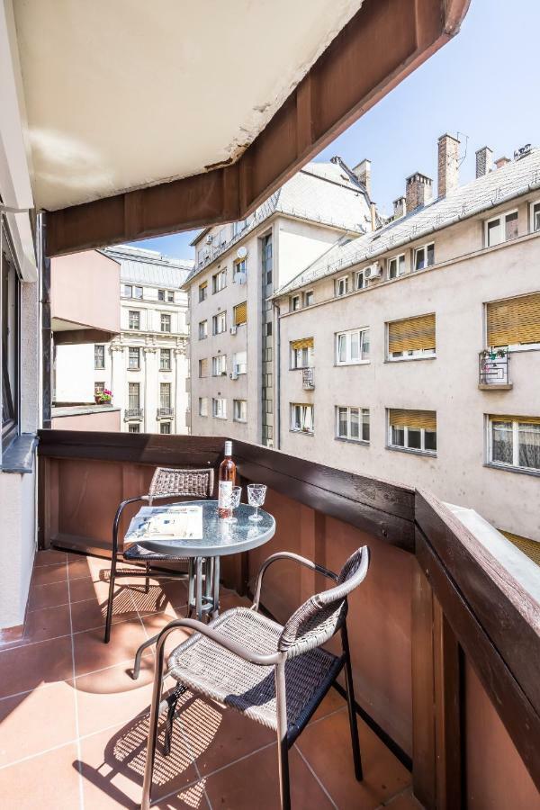 בודפשט Bpr Golden Corner Suite With Balcony & A/C מראה חיצוני תמונה